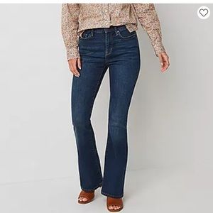 a.n.a-Women Flare Jean NWT